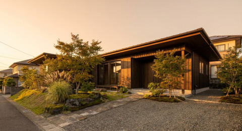 柳丸の丘の家